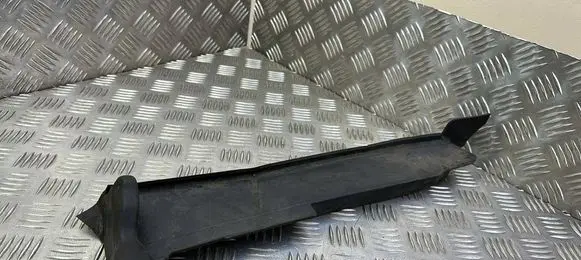 Audi A3 S3 8V Fender end trim 8V0821170D