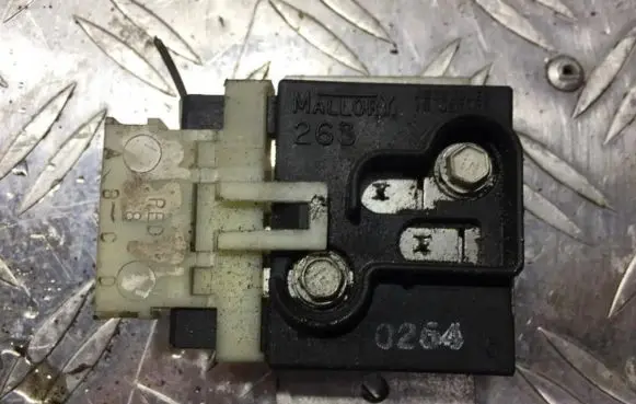 Pontiac Trans Sport Coolant fan relay 29386655