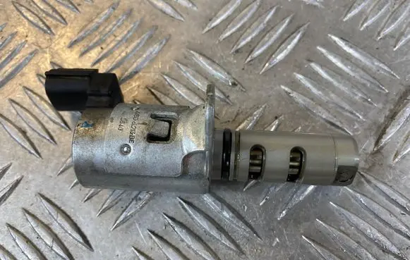 Ford Focus Camshaft position sensor 4M5G6L713BE 0540