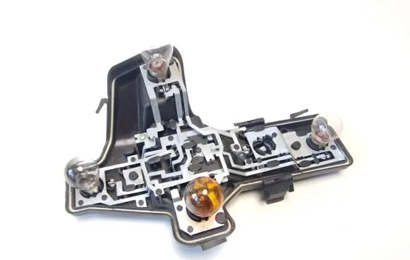 Volkswagen Touran I Tail light bulb cover holder 1T0945257D