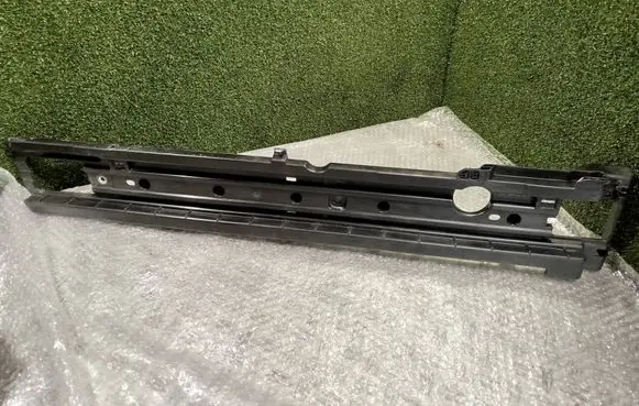 Porsche Cayenne (92A) Other trunk/boot trim element 7P0863600A