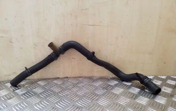 Volkswagen Transporter - Caravelle T4 Engine coolant pipe/hose 074121073Q