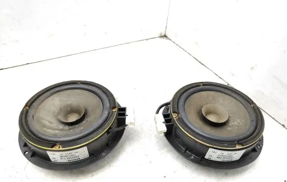 Hyundai Sonata Front door speaker 2600430 963323K000