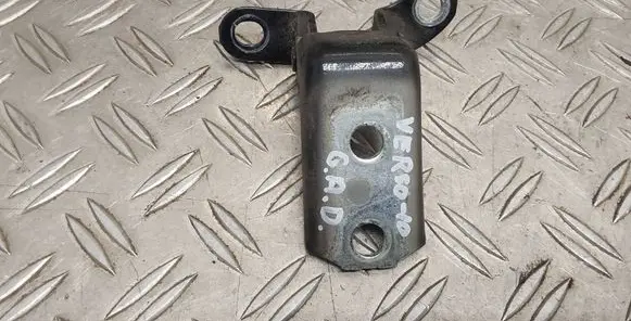 Toyota Verso Rear door lower hinge