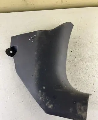 Mitsubishi Colt Foot area side trim MR951600ZZ JCI303909