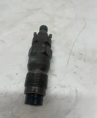 BMW 5 E34 Fuel injector 21571