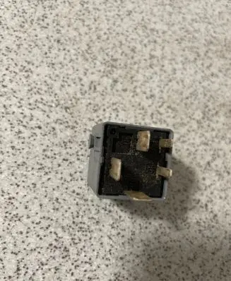 BMW 7 E32 ABS relay 1393403