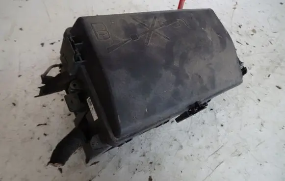 Opel Insignia A Fuse box set 13345497