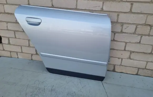 Audi A4 S4 B6 8E 8H Rear door