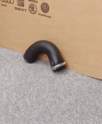 Volkswagen Golf VII Intercooler hose/pipe 5Q0145834