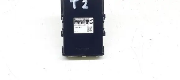 Toyota Avensis T270 Other control units/modules 8969005010