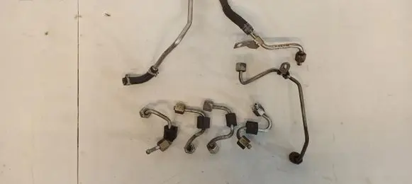 Skoda Octavia Mk3 (5E) Fuel return line/hose 04L131582B