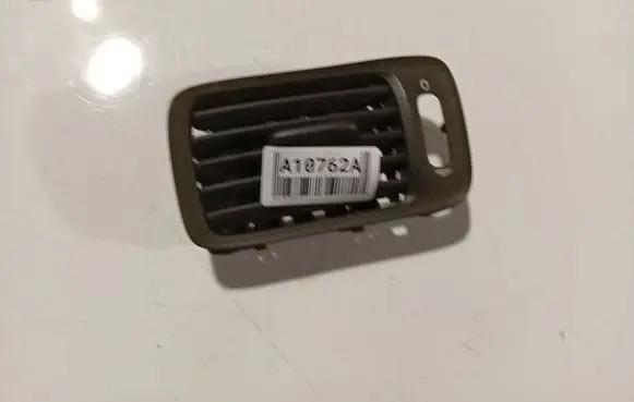 Volvo S70 V70 V70 XC Dash center air vent grill 9481655
