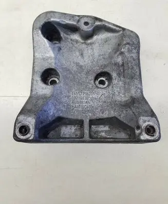 BMW 5 E60 E61 A/C compressor mount bracket 7796395 nr6626
