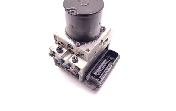 BMW 5 E60 E61 ABS Pump 6774679 6783360