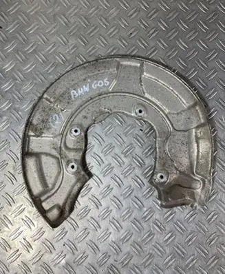 BMW X5 G05 Rear brake disc plate dust cover 688047401