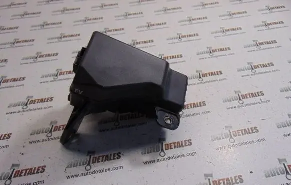 Toyota Corolla Verso AR10 Fuse box set