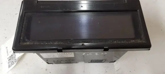Volvo V50 Screen/display/small screen 8696495 69594030 040603