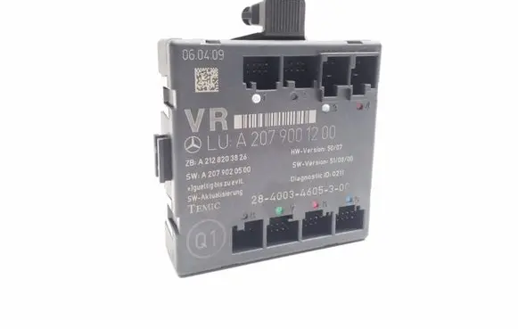 Mercedes-Benz E C207 W207 Door control unit/module A2079001200