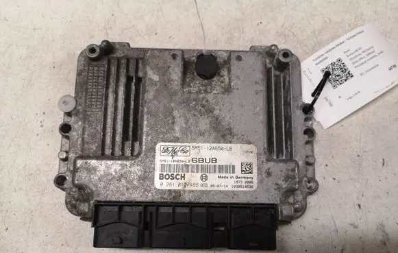 Ford Focus Engine control unit/module 5M5112A650LB 6BUB 0281012486