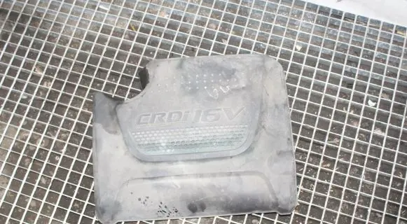 KIA Sorento Engine cover (trim)