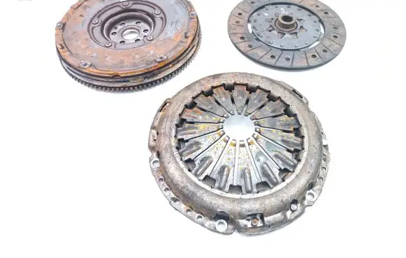 Ford Focus Clutch set kit CM5G-6477-DC
