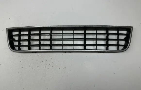 Audi A6 S6 C5 4B Front bumper lower grill 4B0807683L