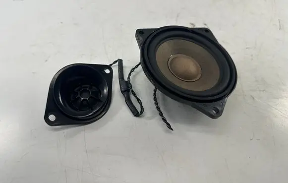 BMW 5 F10 F11 Panel speaker 9169689 65139169689