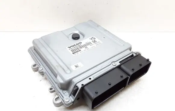 Volvo V70 Engine control unit/module P31303388 0281015286