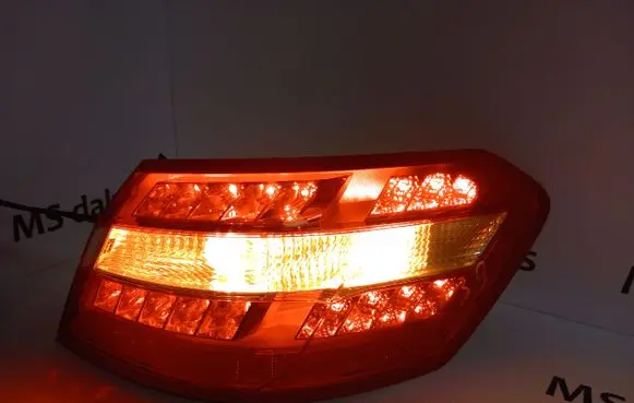 Mercedes-Benz E W212 Rear/tail lights A2128200264 2128200264