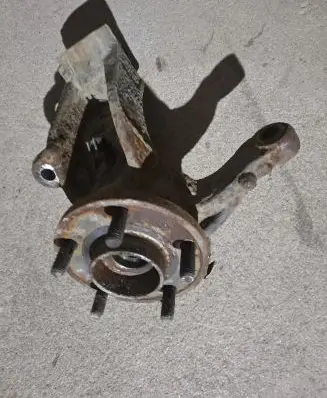 Ford Mondeo MK IV Front wheel hub