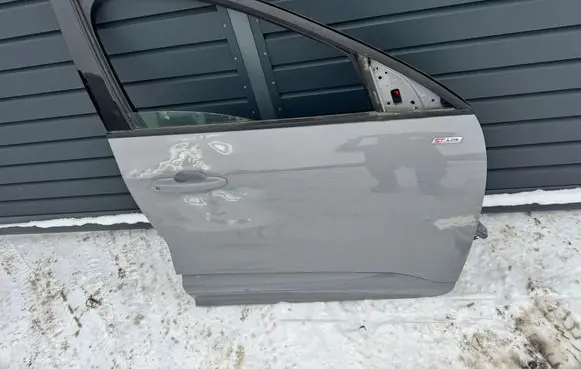 Ford Kuga III Front door 