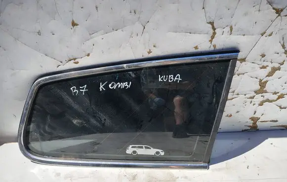 Volkswagen PASSAT B7 Rear side window