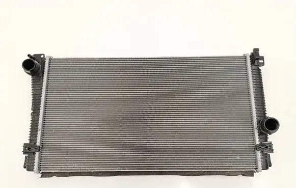 BMW 3 G20 G21 Coolant radiator 8593275 173680B 15272311