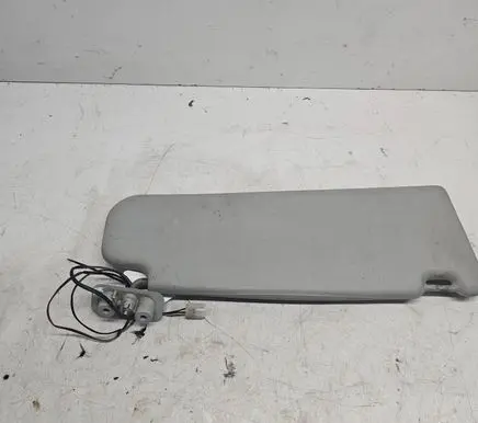 Sun visor