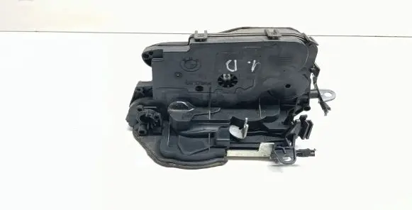 BMW X1 E84 Rear door lock 7060296