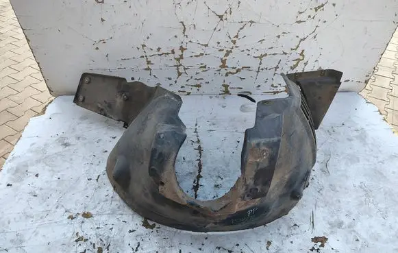 Land Rover Range Rover L322 Front wheel arch liner splash guards CLF500820