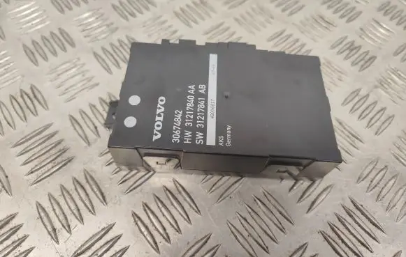 Volvo XC70 Tailgate/trunk control unit/module 30674842