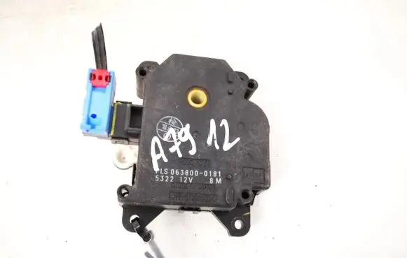 Toyota Urban Cruiser (XP110) Air flap motor/actuator 0638000181 063800-0181
