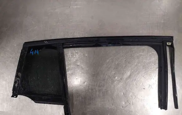 Ford Focus Rear side window
