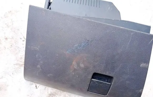 Opel Astra H Glove box 13191459