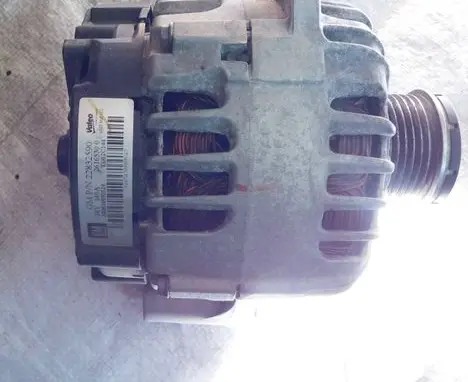 Opel Zafira B Generator/alternator 22832590 320619190524 26165300