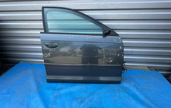 Audi A3 S3 A3 Sportback 8P Front door 