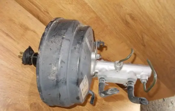 Mitsubishi Outlander Master brake cylinder