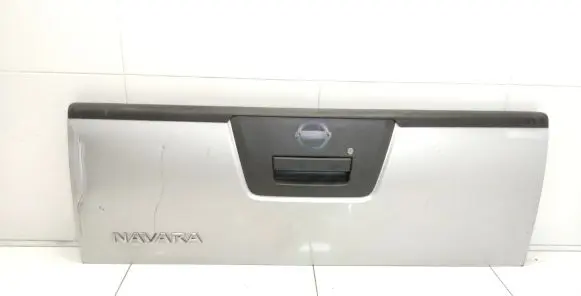 Nissan Navara D40 Pick-up truck tonneau cover 