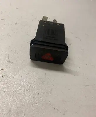 Volkswagen Golf IV Hazard light switch 1j0953235