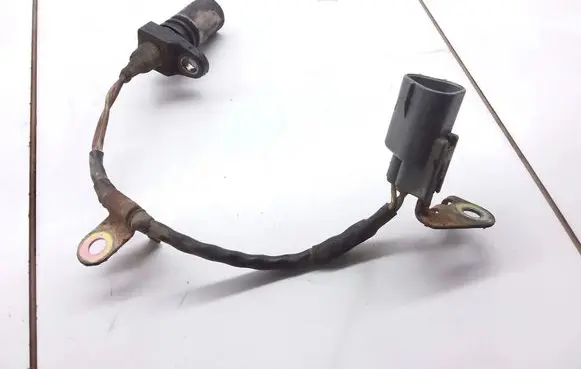 Toyota Yaris Crankshaft position sensor 9091905056 0296001230
