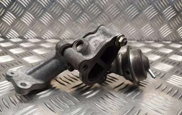 Toyota Yaris Vacuum valve 