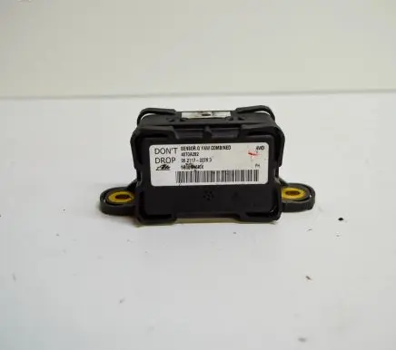 Mitsubishi Outlander Acceleration sensor 4670A282