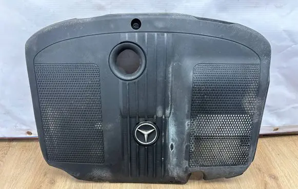 Mercedes-Benz E AMG W212 Engine cover (trim)